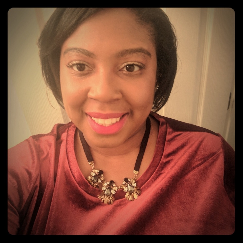 Meet your Posher, Cayssia